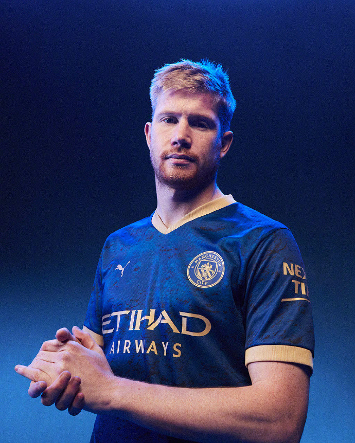 他这赛季真的在打 MVP 水准