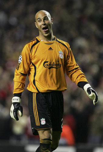 西甲战报：加西亚传射，穆尼奥斯建功，奥萨苏纳2-0莱万特（西甲快讯：加西亚一传一射，穆尼奥斯进球，奥萨苏纳2-0击败莱万特）