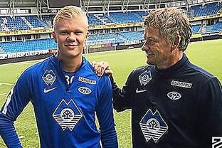 葡足协主席：我们会在世界杯中全力以赴，但绝不会傲慢自大（葡足协主席：世界杯全力冲刺，保持谦逊不自大）