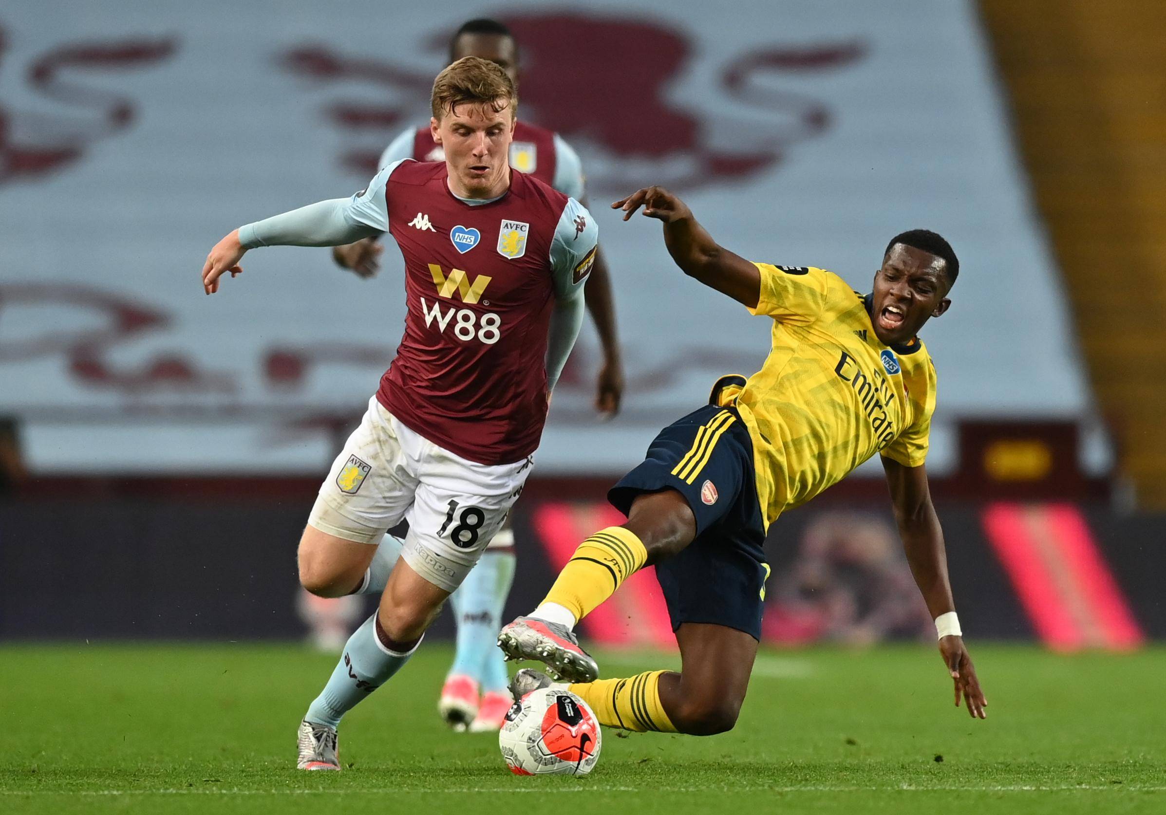 16岁103天，马利-萨蒙是英格兰俱乐部第3位欧冠出场的U16球员（年仅16岁103天，马利-萨蒙成为英格兰俱乐部第3位在欧冠亮相的U16球员）