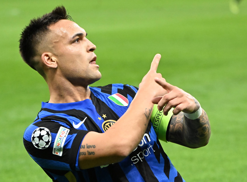 曼联积极追求希腊天才穆扎基蒂斯，有望在2026年夏季转会窗前完成交易。