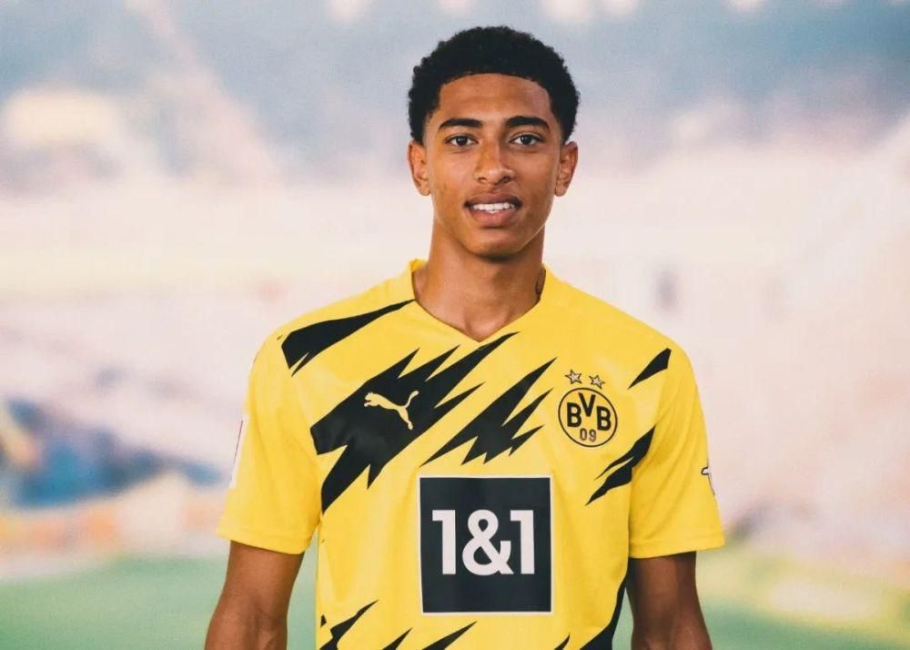 德国晋级美加墨世界杯，萨内晒照：团队表现太出色了