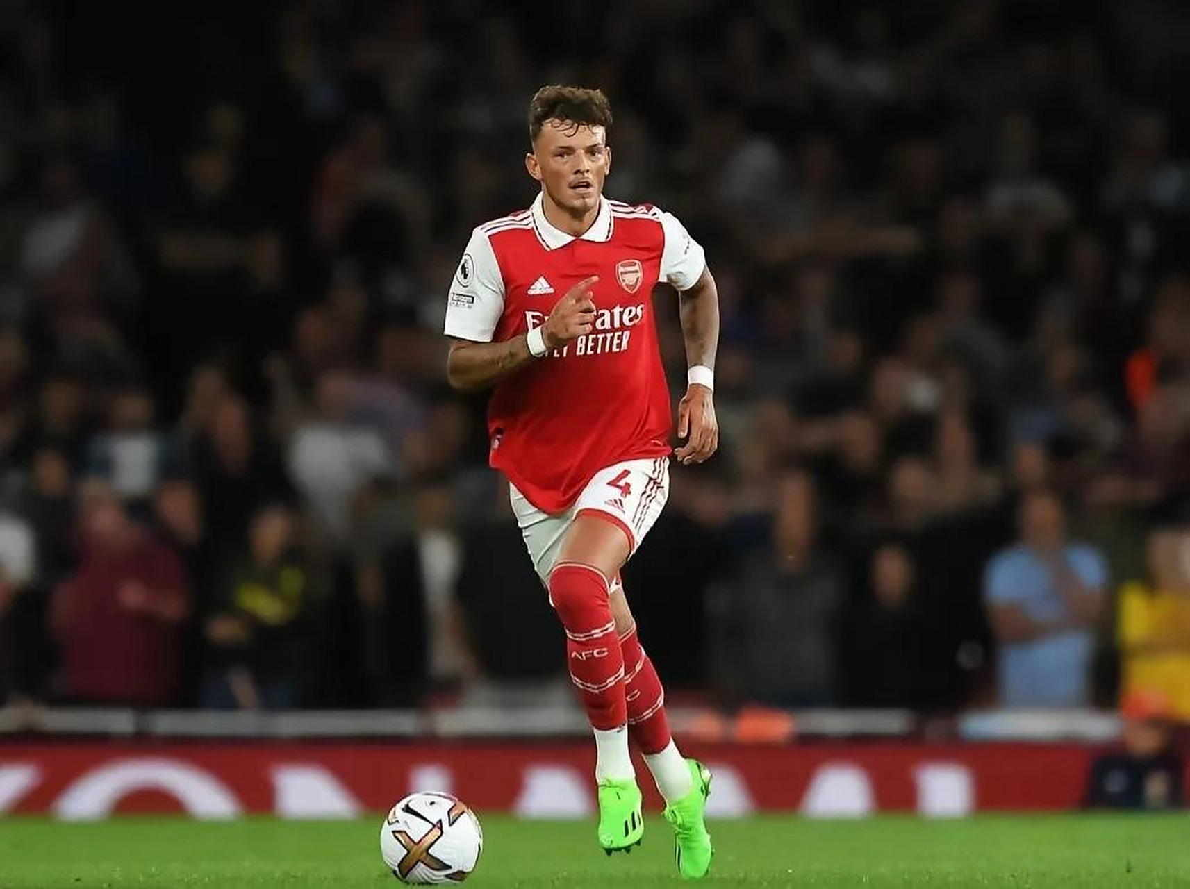 足球报：蒋光太已随队训练，但能否出战柔佛新山仍存在变数（足球报：蒋光太参与球队合练，出战柔佛新山仍待定）