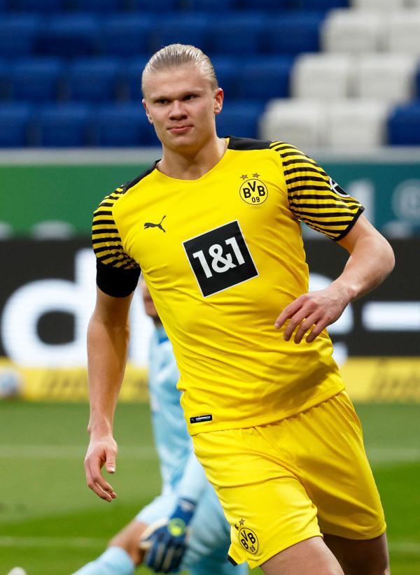 中国足球小将2016队历史性晋级曼努埃尔杯四强（中国足球小将2016队创造历史，挺进曼努埃尔杯四强）