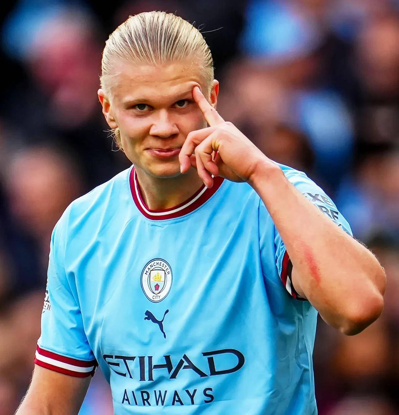 《球场地理学：为什么芬威球场的“绿色怪物”是投手的噩梦？》